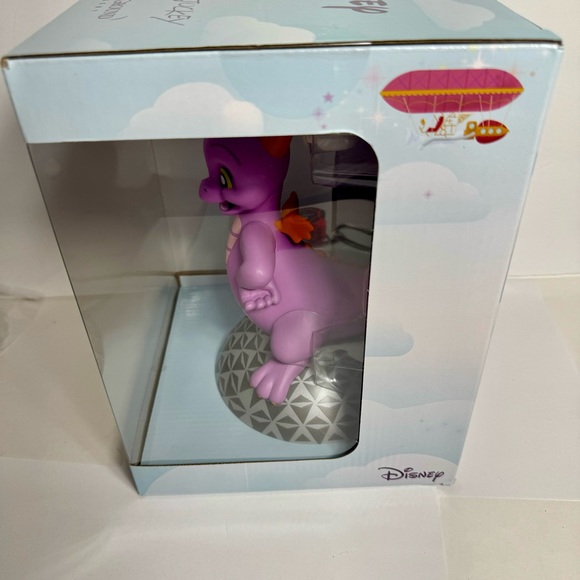 Disney Parks Wonderground Vinyl Figure Maria Stuckey Figment  NWT. Disney Figment Figure - Maria Stuckey - Epcot Figment With Rainbow.